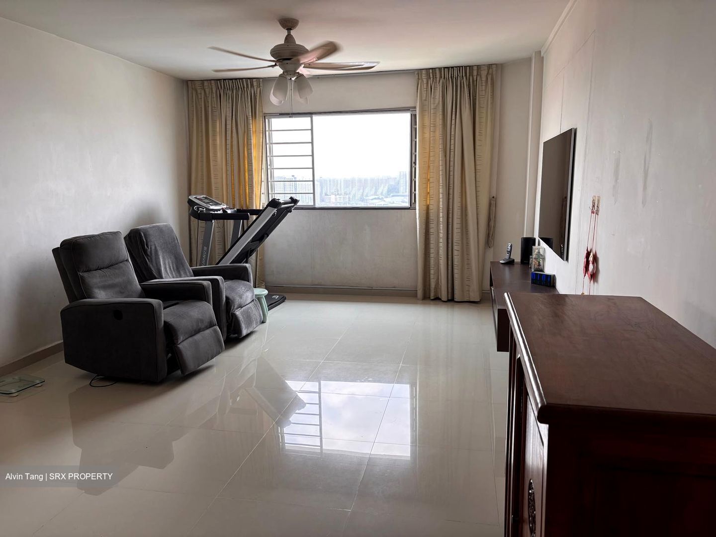 Blk 230 Jurong East Street 21 (Jurong East), HDB 5 Rooms #612941531